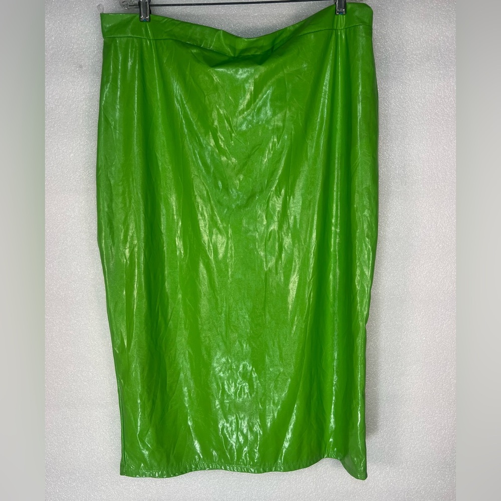 Green Midi Pencil Skirt